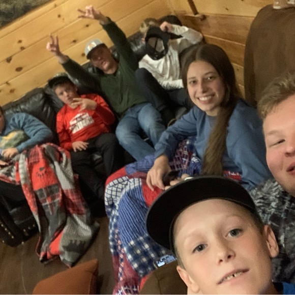 Meet your Posher, Jackson - Picture 9 of 11